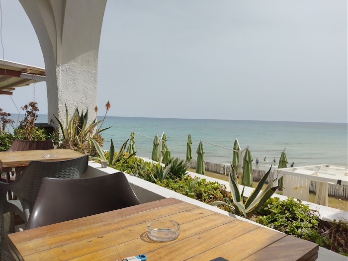CASA CAFE ISMAIL (Café de la Plage), Av. de la Liberté, Beni Khiar, Nabeul, TN