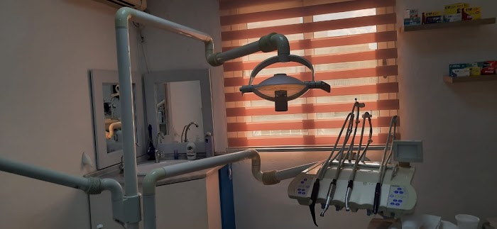 Cabinet Dr Mariem Kharrat Dentisterie Esthétique Et Implantologie, Rue du Commandant Bejaoui, 5, Sousse, Gouvernorat de Sousse, TN