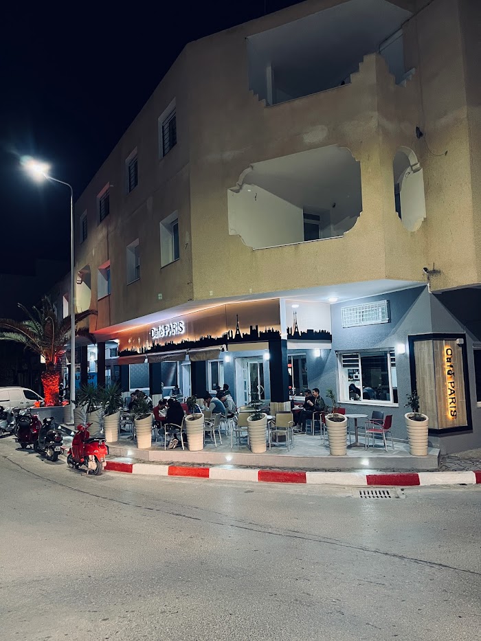 Café de Paris, Av. Taher Sfar, Hiboun, Gouvernorat de Mahdia, TN