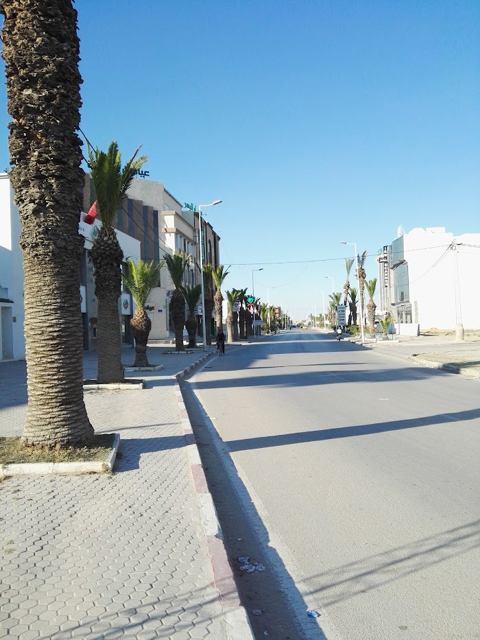 Clinique IRM de Kairouan- Dr Mohamed LIOUANE, Avenue de la République, Kairouan, Gouvernorat de Kairouan, TN