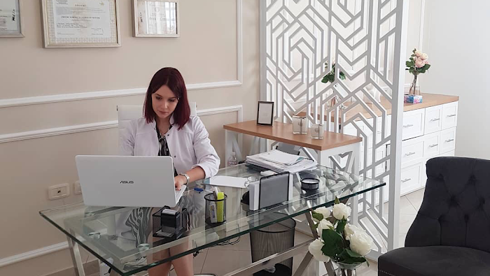 Dr ines zinelabidine medecin esthétique, Av. 14 Janvier, Sousse, Gouvernorat de Sousse, TN