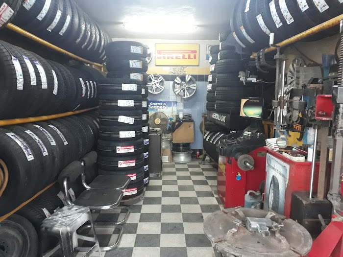 ESPACE PNEUMATIQUE, Av. Farhat Hached, 19, Radès, Ben Arous, TN