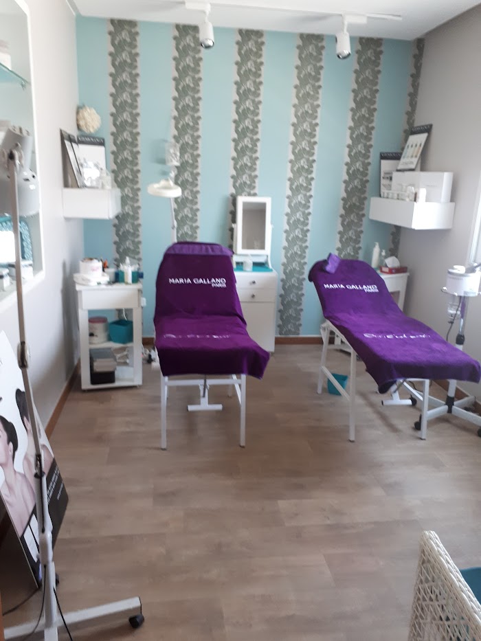Forever beauty center, Rue Tahar Memmi, Ariana, Tunis, TN