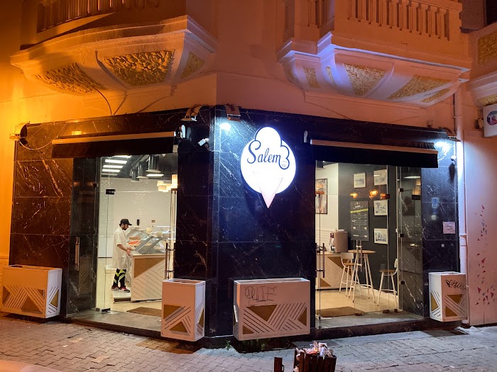 Gélaterie De Carlo, Av. Habib Bourguiba, Marsa, Tunis, TN