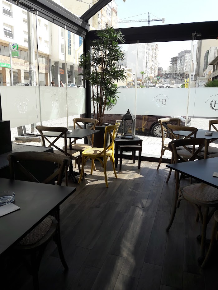 HERMES CAFE, Av. Hédi Nouira, Ariana, Tunis, TN