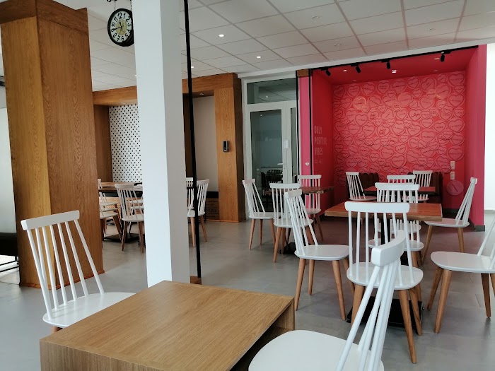 Hubio Costudying Space & Coffee shop, Av. Habib Bougatfa, 3, Tunis, Tunis, TN