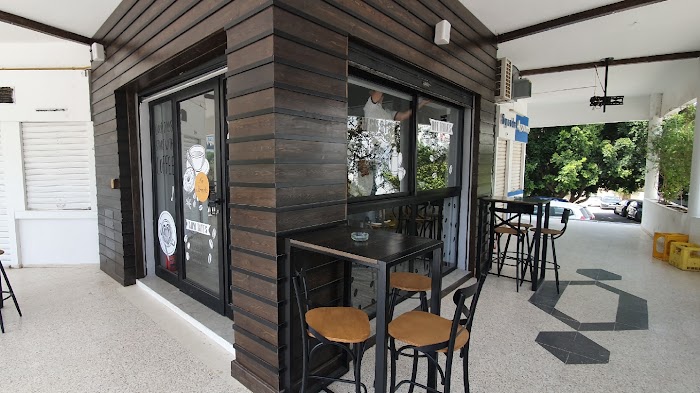 La Strada, Rue 7301, Tunis, Tunis, TN