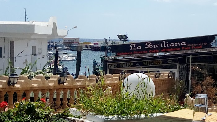 Le Petit Pêcheur, Av. de Martyrs, Kélibia, Nabeul, TN