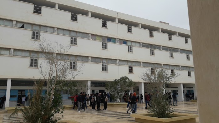 Lycée Abou El Kacem Chebbi, Tozeur, Tozeur, TN