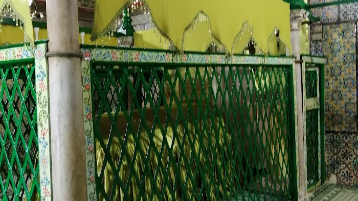 Mosquée du Barbier جامع ابي زمعة البلوي, Av. de La République, Kairouan, Gouvernorat de Kairouan, TN
