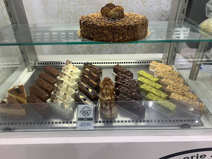 Pâtisserie La Petite Charlotte Hammam sousse, Bd Hedi Chaker, Hammam Sousse, Gouvernorat de Sousse, TN