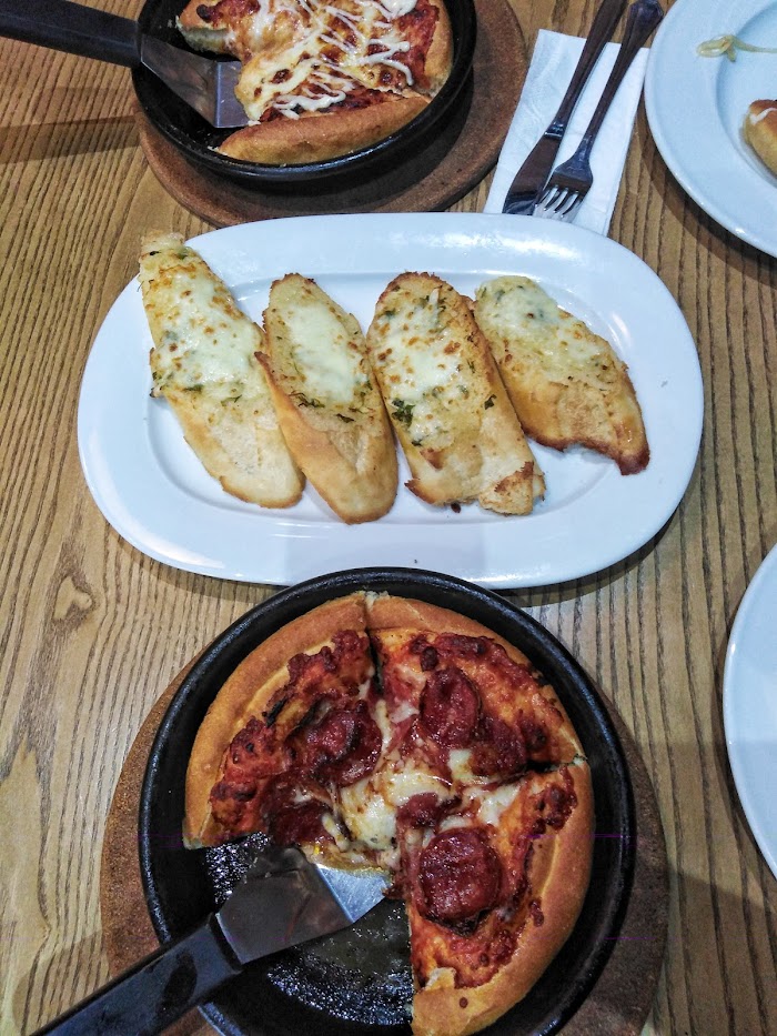 Pizza Hut, Rue de l'Imam Abou Hanifa, La Marsa, Tunis, TN