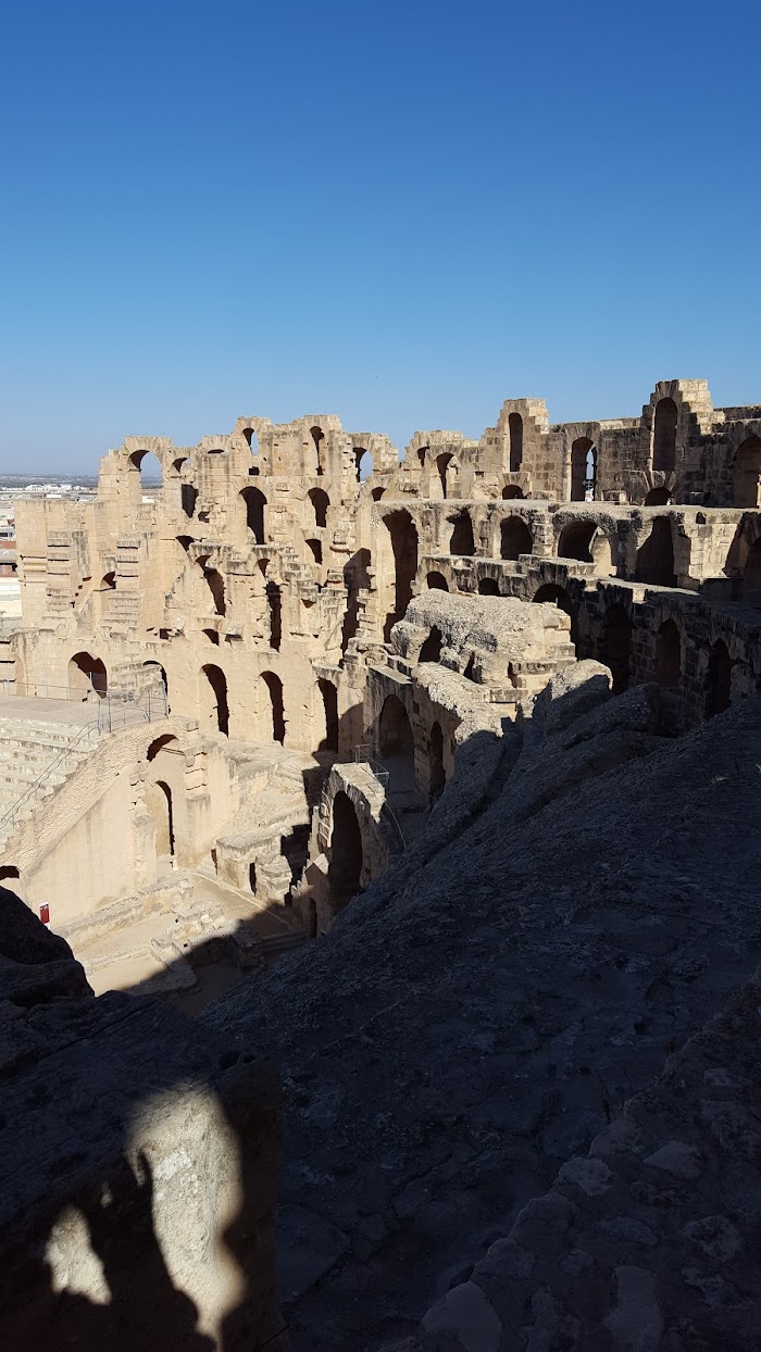 المدرسة الابتدائية العاشورية, El Jem, Gouvernorat de Mahdia, TN