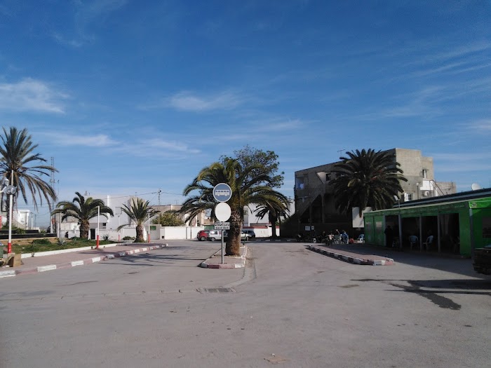 محطة الحافلات حي شاكر, Megrine, Ben Arous, TN