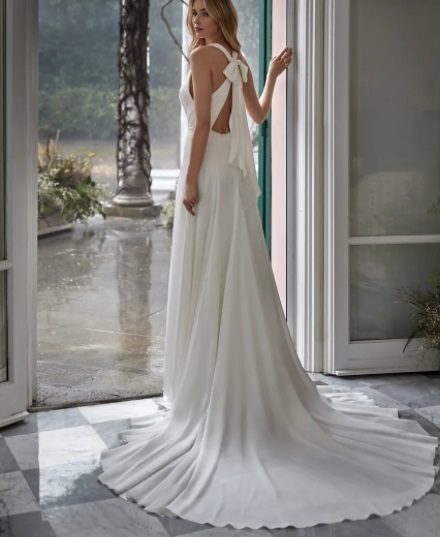 Robe de mariée modèle Melia par Nicole Milano