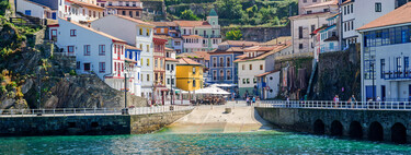 Village de pêcheurs caché dans les Asturies avec des maisons colorées et des eaux turquoises à visiter