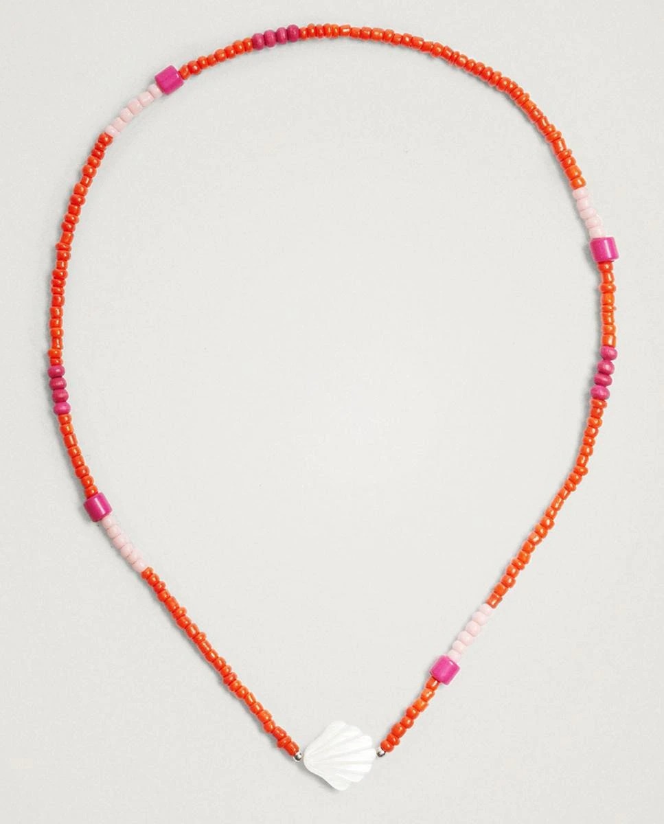 Colliers pour femmes avec des perles de différentes couleurs