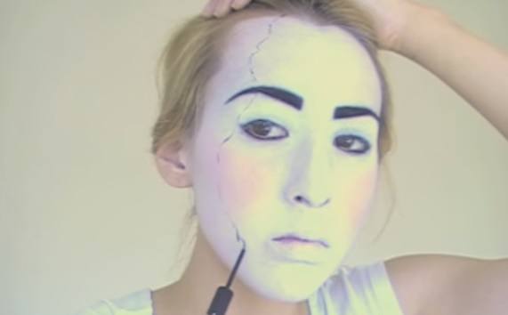 Maquillage-Halloween Doll-étape 6-on-fait-le-cassé-1