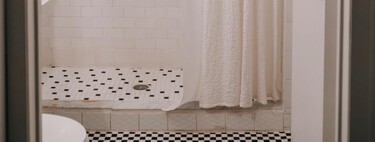 Mercadona a la solution définitive pour nettoyer les rideaux de la salle de bain et les garder impeccables (sans acheter de nouveaux rideaux). 