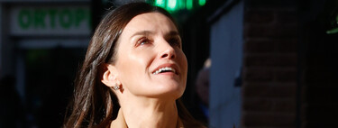 Doña Letizia a le plus beau manteau camel de la saison : un intemporel qui va avec tout 