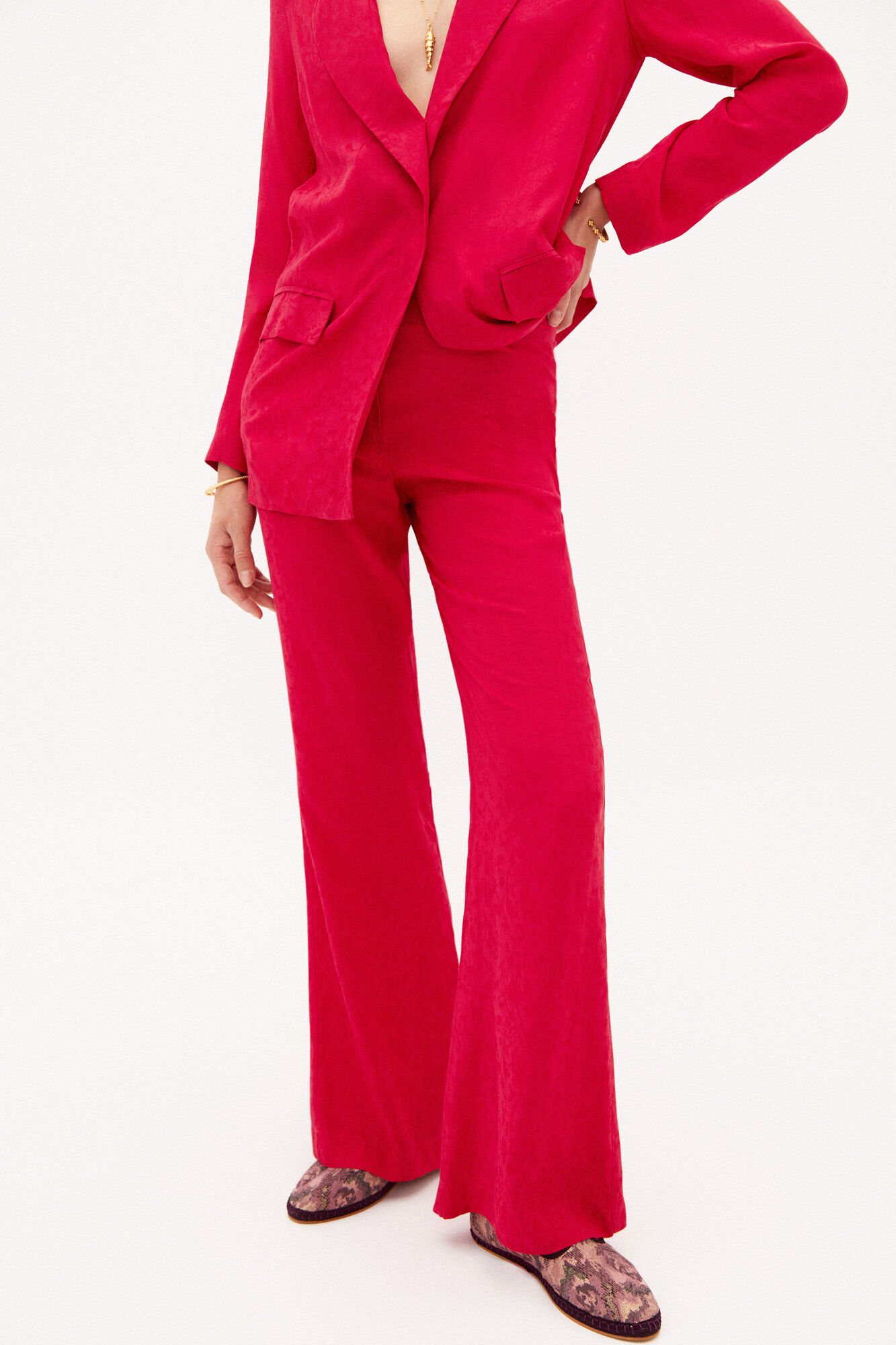 Pantalon jacquard.