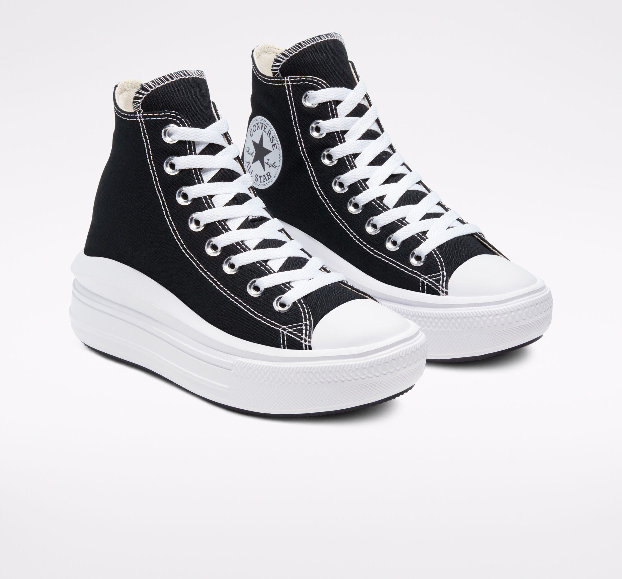 Mouvement des étoiles de Chuck Taylor.