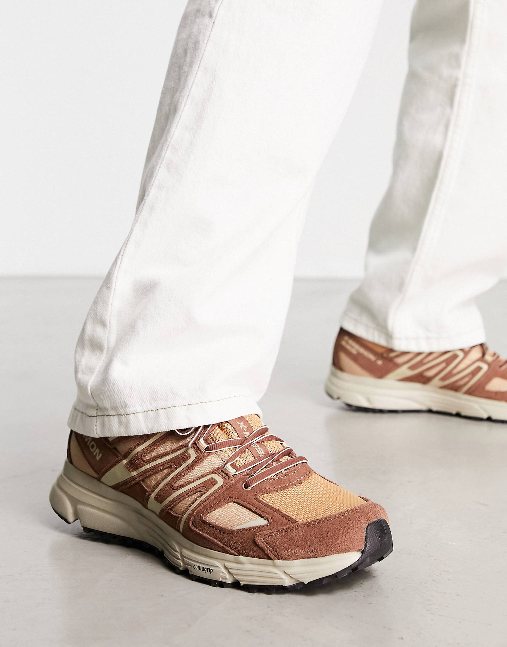 Salomon X-Mission 4 Baskets en daim unisexes roses et beiges