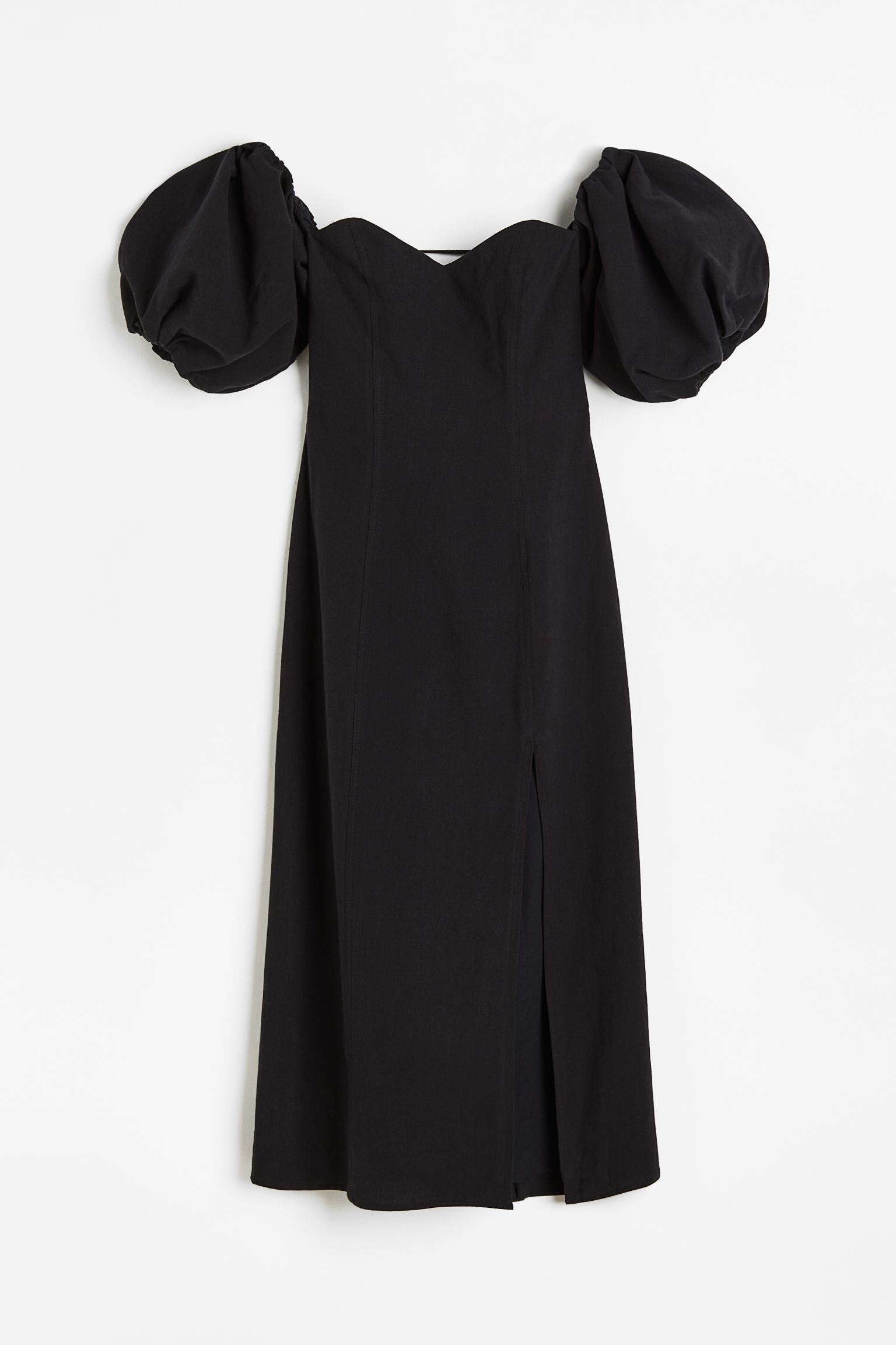 Robe midi ajustée en crêpe de lin et coton. Silhouette à épaules dénudées avec encolure en cœur, manches courtes bouffantes et fin élastique aux épaules et aux poignets. Dos semi-ouvert avec nœud et élastique étroit à la taille arrière. Ourlet droit avec une ouverture prononcée sur le devant. garniture.