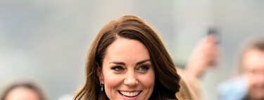 Kate Middleton sait que la marine est le nouveau noir et que vous voulez vous habiller comme elle 